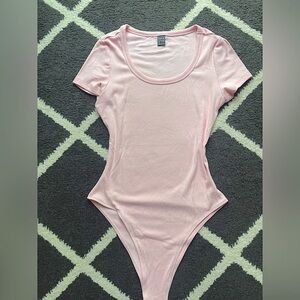 Shein Pink Scoop Neck Bodysuit 🌸